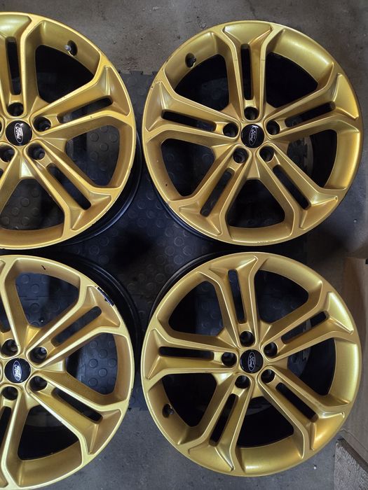 Felgi Aluminiowe 5x108 8Jx19 ET55 Ford Focus ST