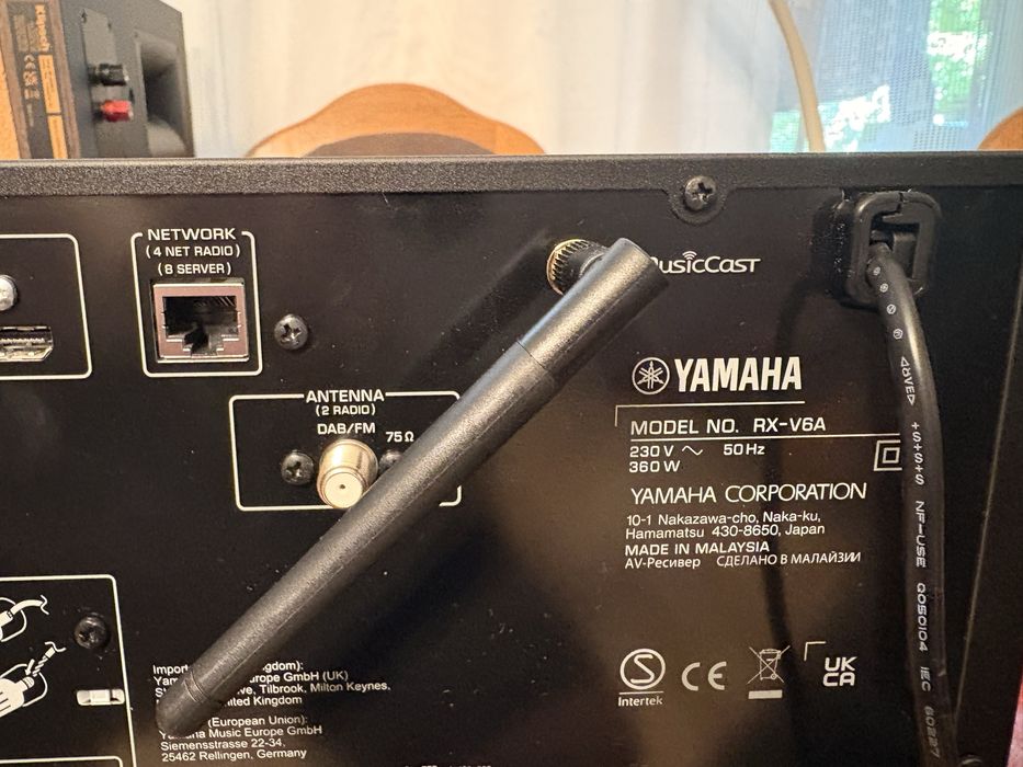 Amplituner 7.2 Yamaha RX-V6A MusicCast 8K Atmos | Stan BDB + Mik. YPAO + Pilot