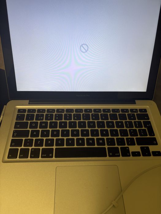 Macbook pro okazja! W pelni sorawny