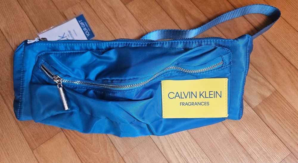 Torebka nerka calvin klein