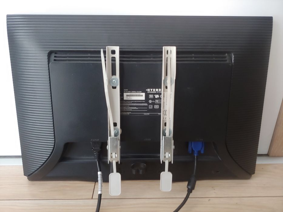 Monitor Hyundai X224W 22"