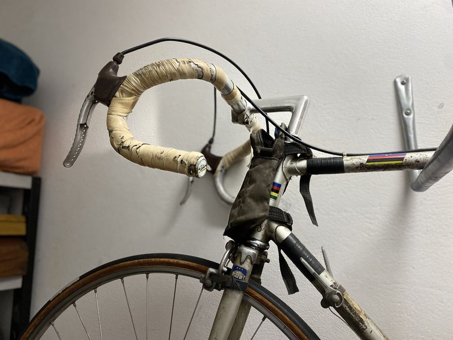 Bicicleta Altis para restauro