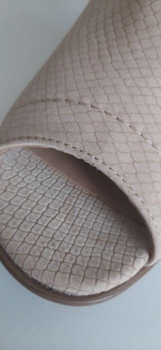 Nowe Klapki roz .40 Lasocki