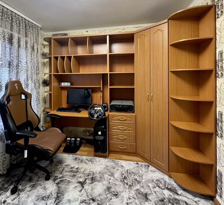 Продам дитячу стінку в кімнату