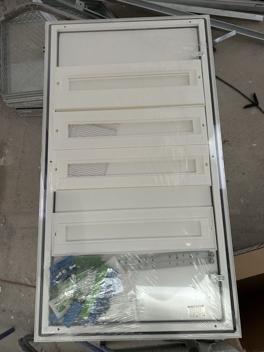 Caixa Quadro Elétrico  (7x24) 168md P200 INT