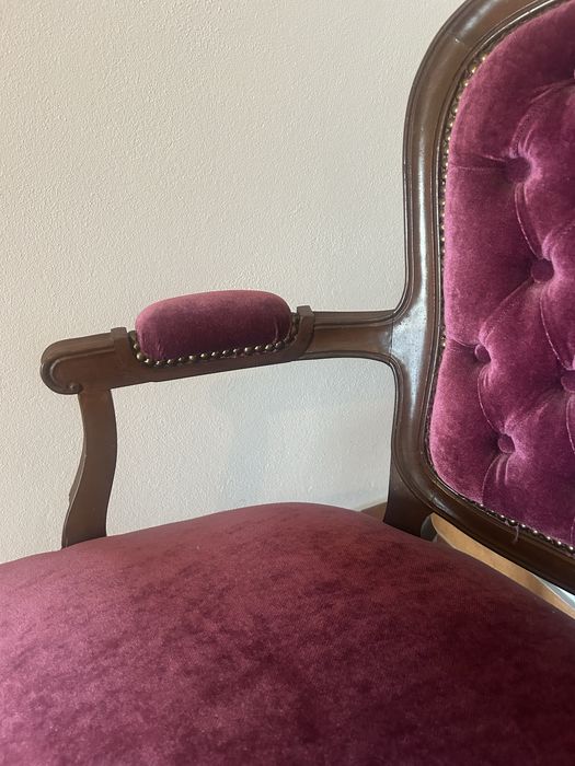Cadeirāo clássico elegante - disponivel ate 15 Novembro