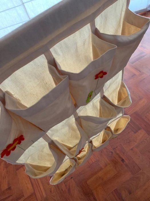 Sapateira Quarto Criança EXCELENTE