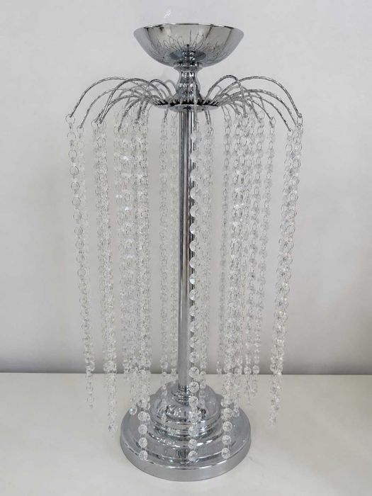 Castiçal em metal cromado com pendentes em vidrilho, 59cm (novo)