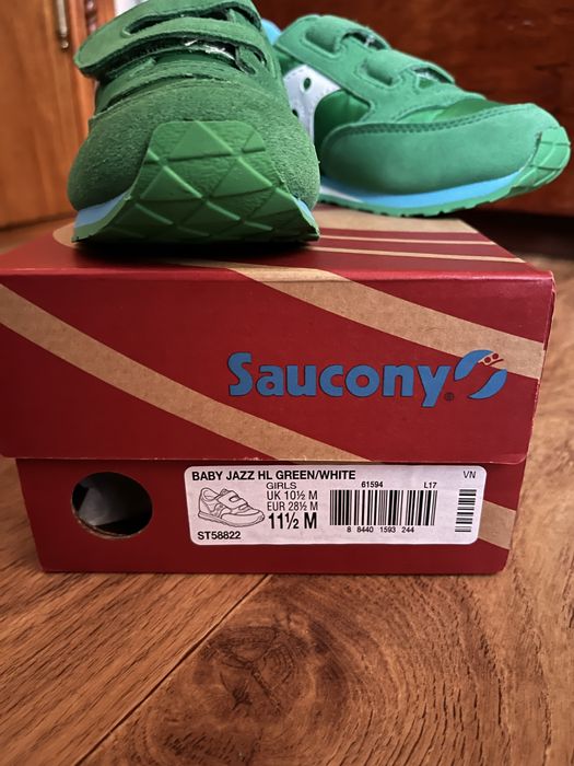 Продам кросівки.Saucony.Весна осінь.Легенькі.Розмір 21