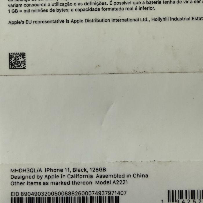 Iphone 11 128gb preto + capa quadlock