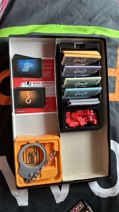 Jogo de tabuleiro Monopoly Batoteiros