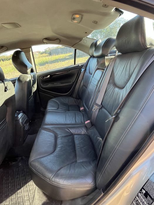 Volvo S60 t5 250cv