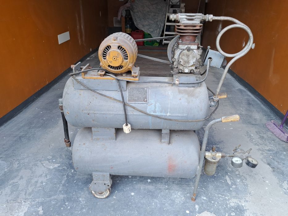 Sprezarka Dwukomorowa-Kompresor
