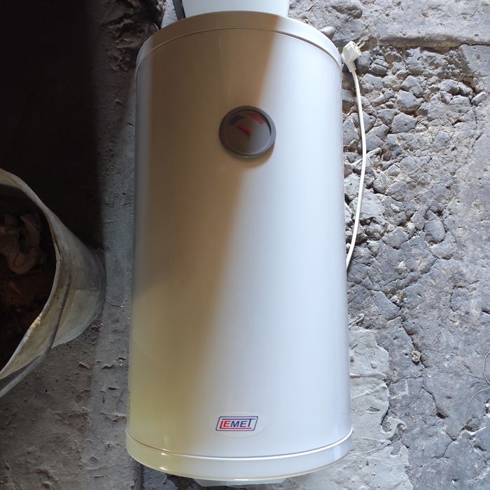 Bojler elektryczny 40L