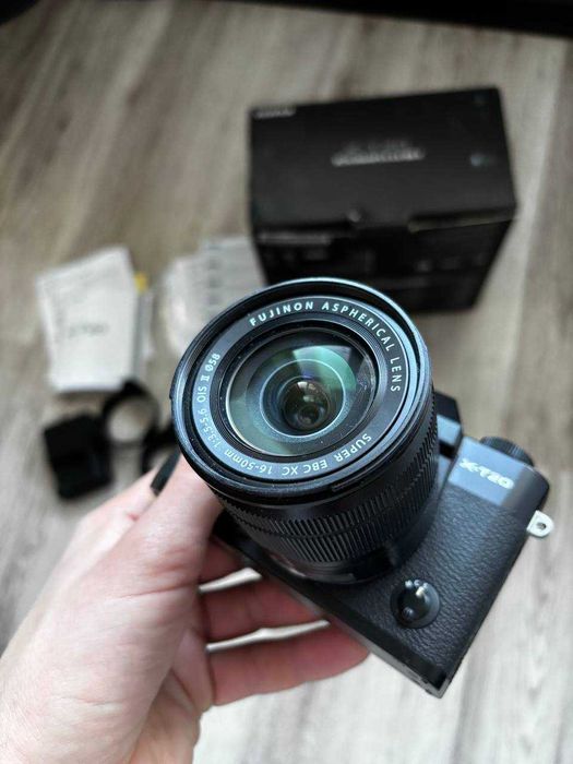 фотоапарат FUJIFILM XT20 4К ідеальний  комплект  сумка пробіг 300 фото