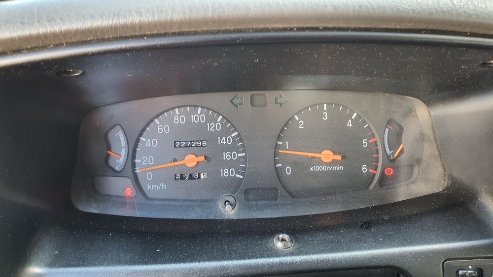 Carrinha Mitsubishi stracar 200