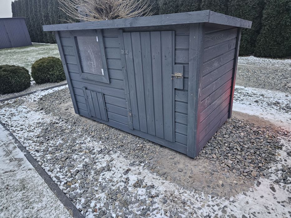 Kurnik drewniany  domek