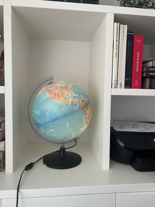 Globo terrestre grande