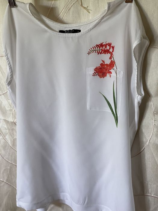 Elegancka bluzeczka Mohto XS-M