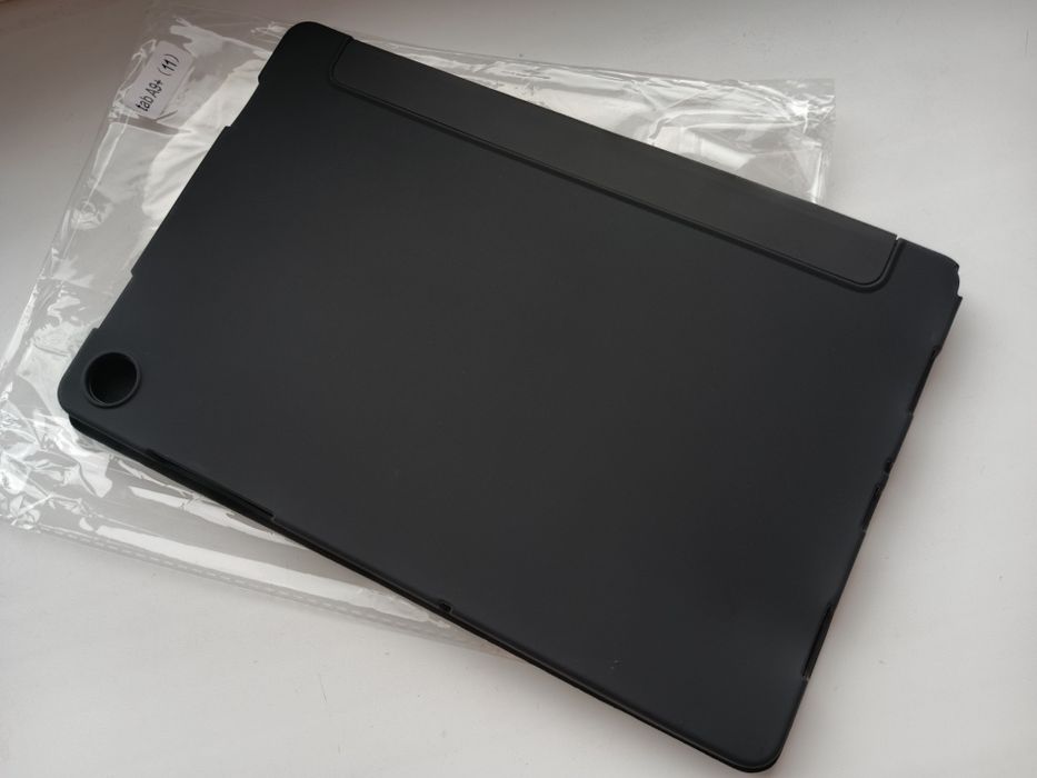 Чехол на планшет Samsung Galaxy Tab A11Plus 
Новий.