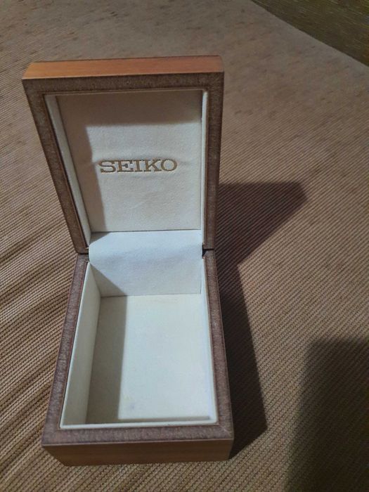 Caixa em madeira relógio Seiko