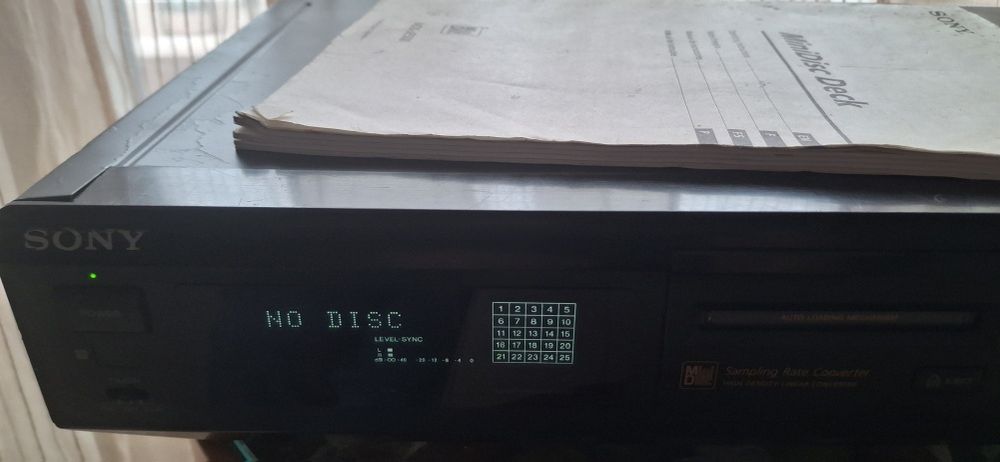 Sony MDS-JE500 minidisc deck