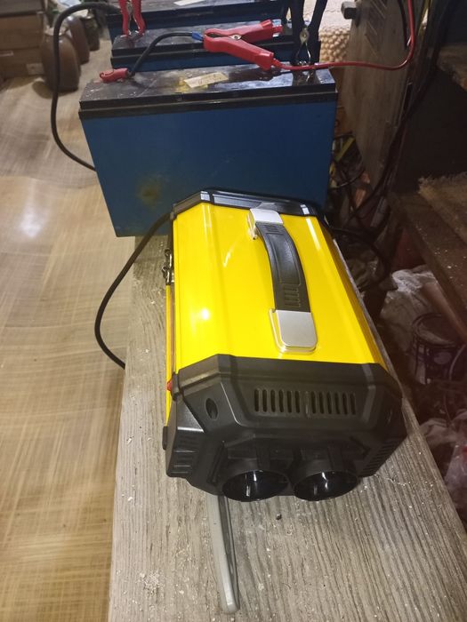 2000W Чистый синусоидальный инвертор