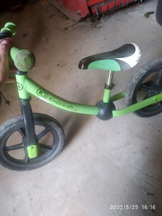 Sprzedam rowerek biegowy kinderkraft