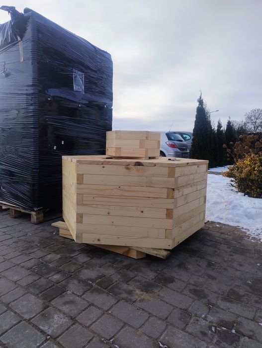 Studnia Drewniana Cembrowina Obudowa Na Krąg GRATIS Doniczka