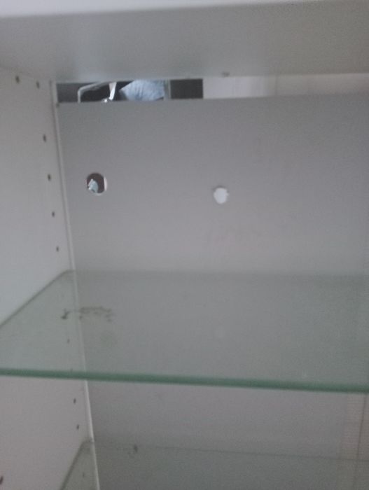 Pequeno móvel de casa de banho