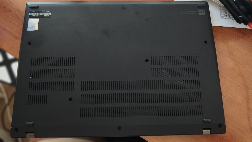Portátil Lenovo Thinkpad P14s Gen 3 PT