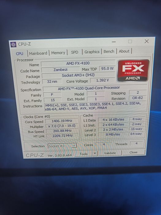 Komputer stacjonarny AMD Gigabyte DDR3 AMD Radeon PREZENT