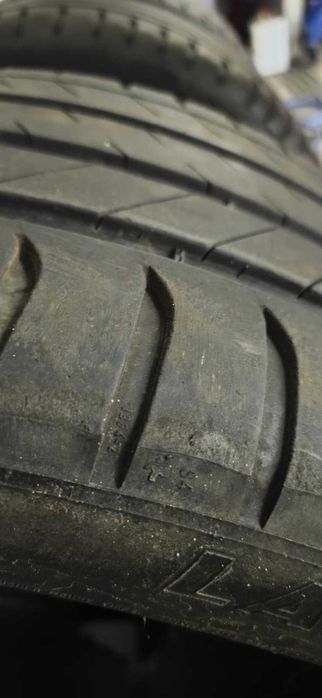 3 Pneus Michelin 295/35 R21 107Y