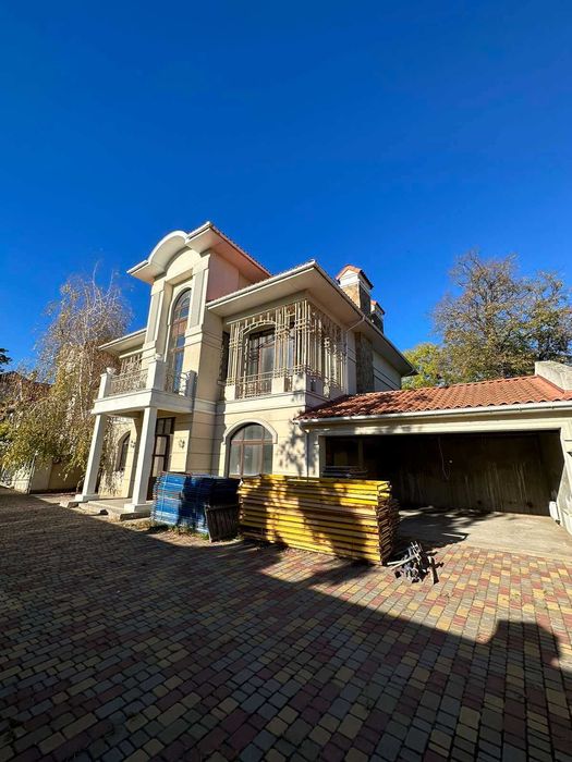 Дом по адресу ул. Спортивная (площадь 430 м²) - Atlanta.ua - фото 3