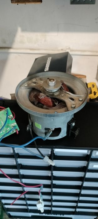 Silnik KCL 230-17  z odkurzacza bissell dla majsterkowicza