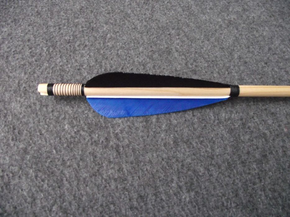 35-40 świerk nr 559 Komplet 32" strzał do łuku strzała drewniana