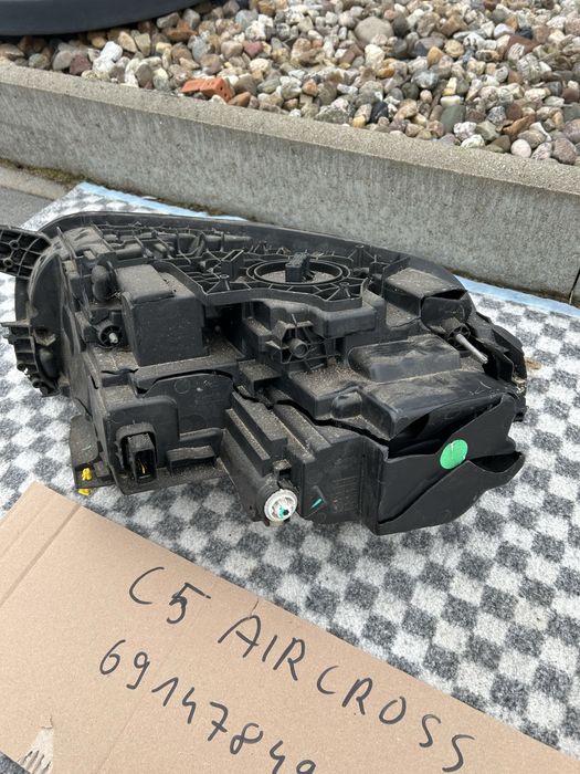 Lampa lewa led c5 aircross