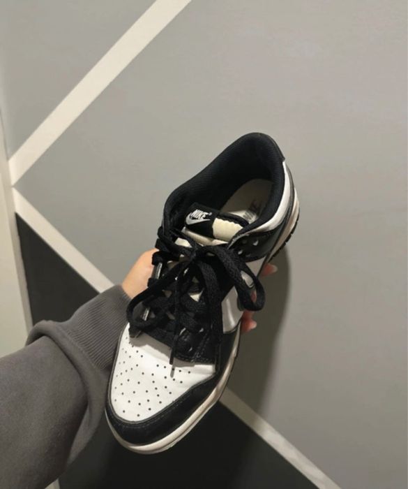 Nike dunk panda pretas e brancas