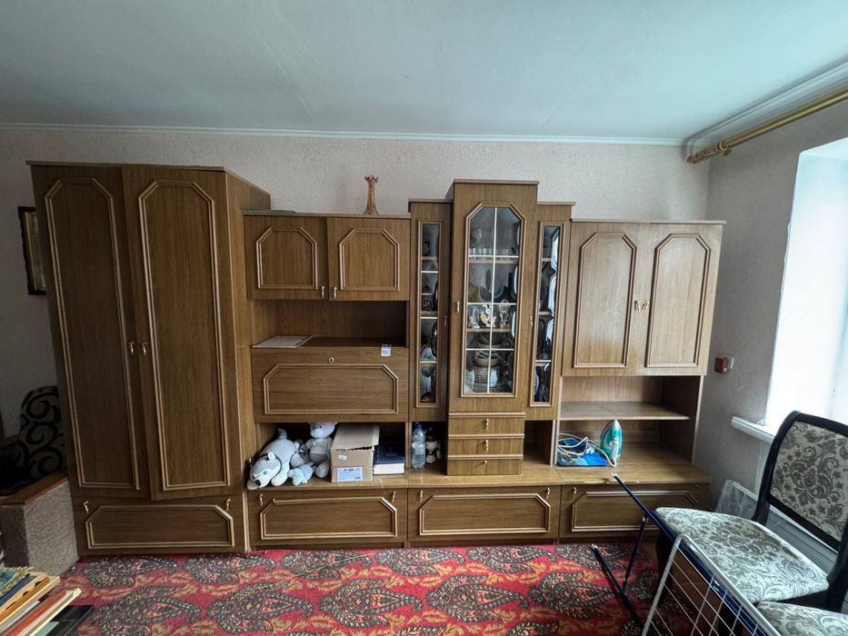 Продам старі меблі самовивозом