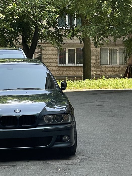 BMW E39 3.0i MT