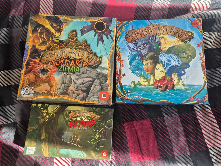 Spirit island + Rozdarta Ziemia + Szpony i zarośla + promo pack 1 + 2 PL