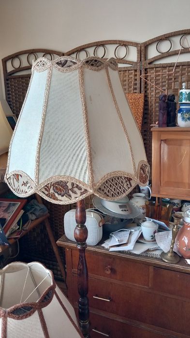 Abażur wysokość 40 średnica dolna 50 górna 26 cm