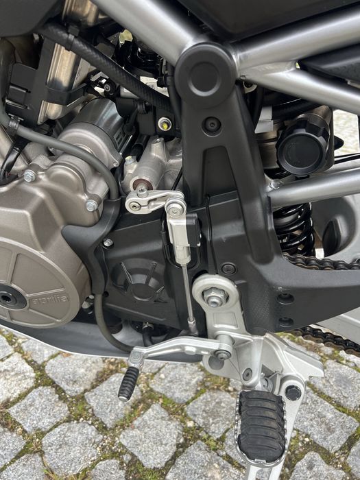 Aprilia Tuareg 660 de 2022