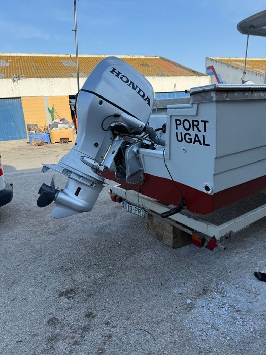 Barco pesca profissional