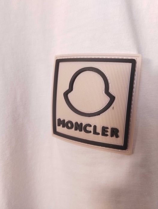 Białe Polo Moncler z zamkiem XL