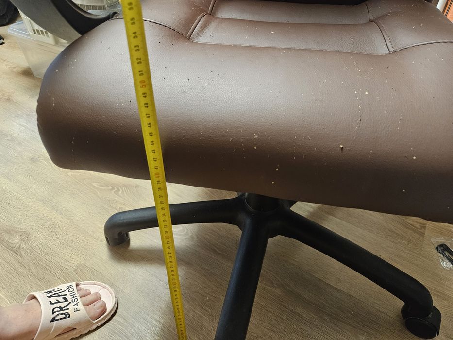 Продаю кресло офисная