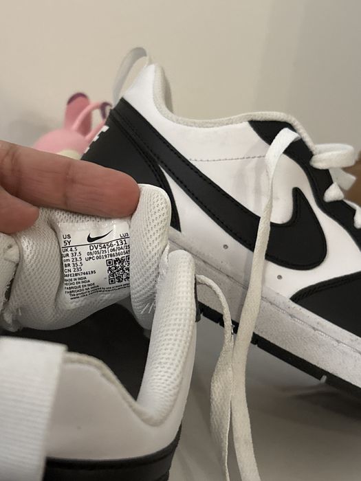 Adidas 2000 n37 & Nike Court Vison n37.5