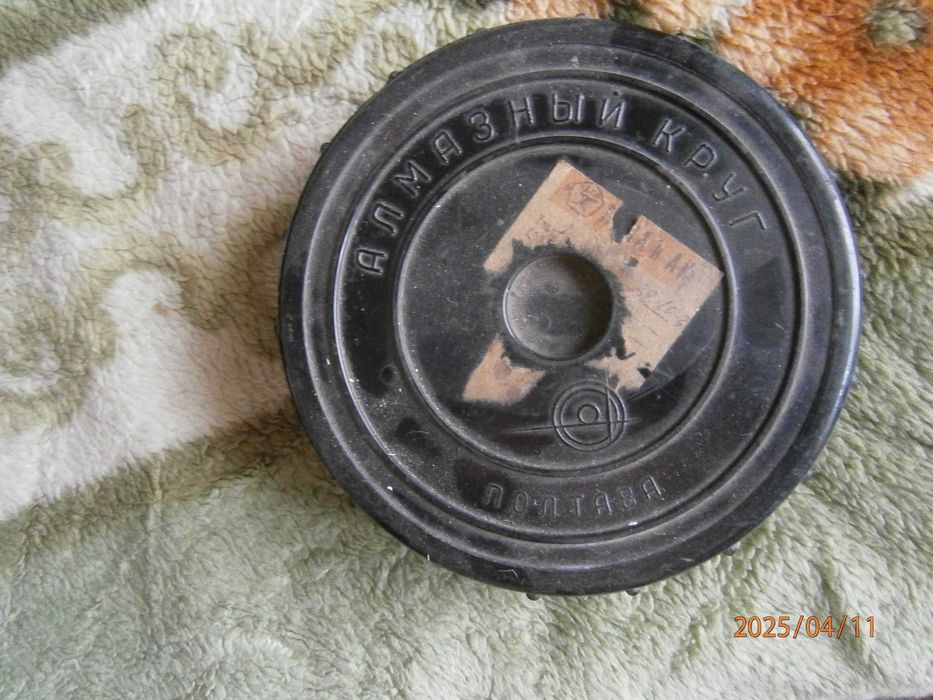 алмазная чашка для заточки инструмента.