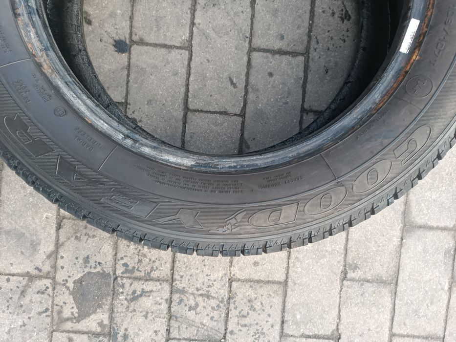 215/60R17C Goodyear Cargo Vector 2