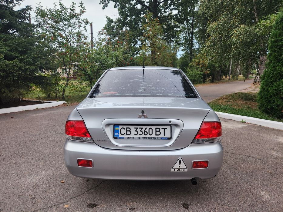 Mitsubishi LANCER 9